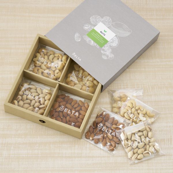 【クリスマス限定パッケージ】4種のナッツギフト オリジナル紙袋付き
