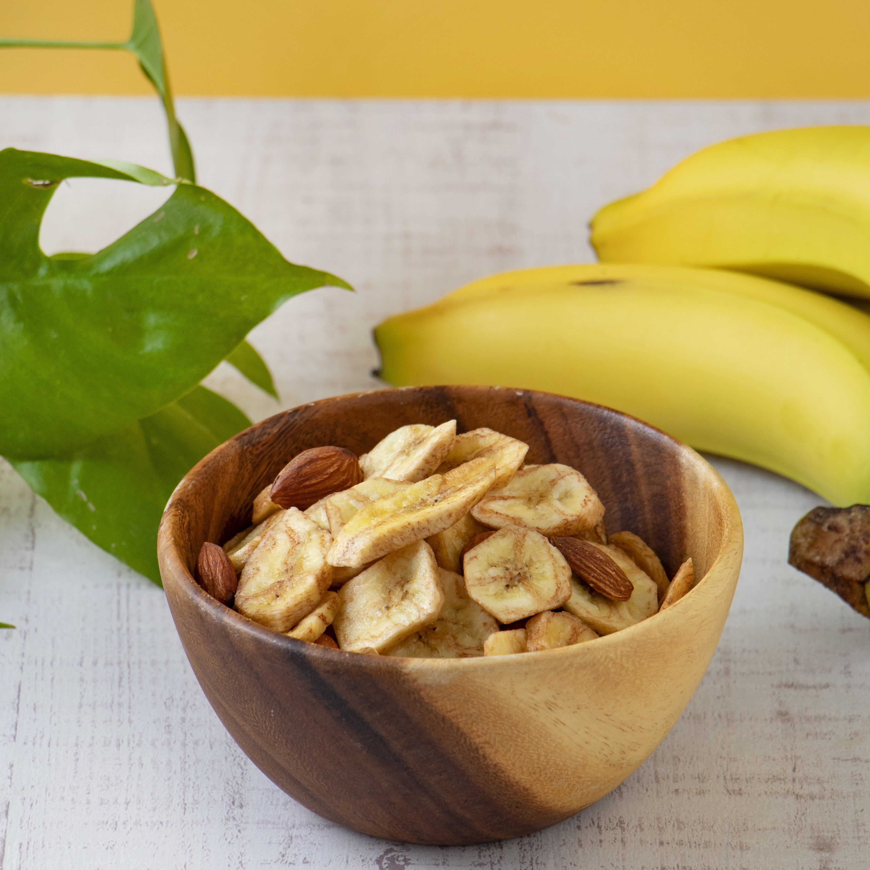 【7月2日入荷】【Dole×デルタインターナショナル】もったいないバナナチップス アーモンド入り≪100g≫